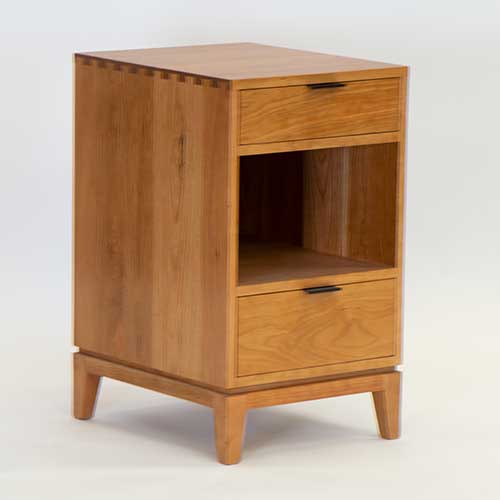 Two_Drawer_Dovetail_Nightstand