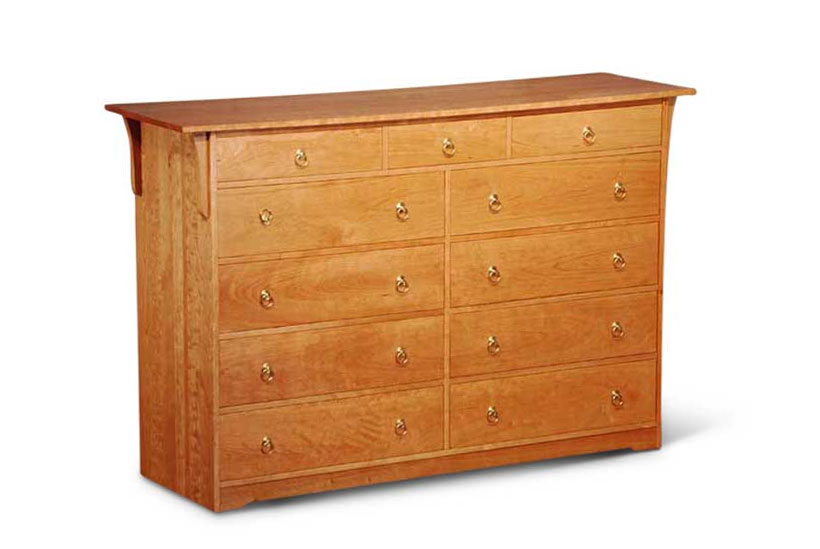 Prairie Eleven Drawer Dresser