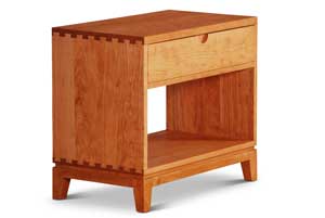 Dovetail Nightstand with One Drawer