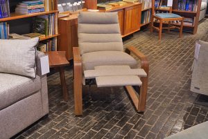 Elton Recliner by American Leather - Open
